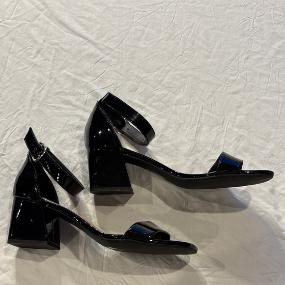 le chateau Black Patent Block Heel Sandals with Ankle Strap - Picture 2 of 3